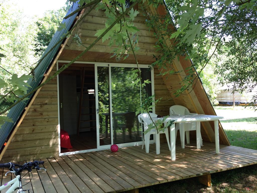 Camping Domaine De Mepillat Saint-Nizier-le-Bouchoux Quarto foto